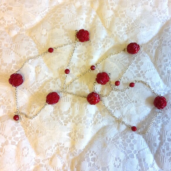 Vintage NEW Rose Charm Red Flower Necklace Silver Tone Chain VTG Timeless - Picture 1 of 7